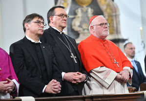 Bischof Dr. Michael Gerber feierlich in sein Amt als Bischof von Fulda eingeführt